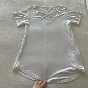 Super cute white oversized t-shirt.  Size small.